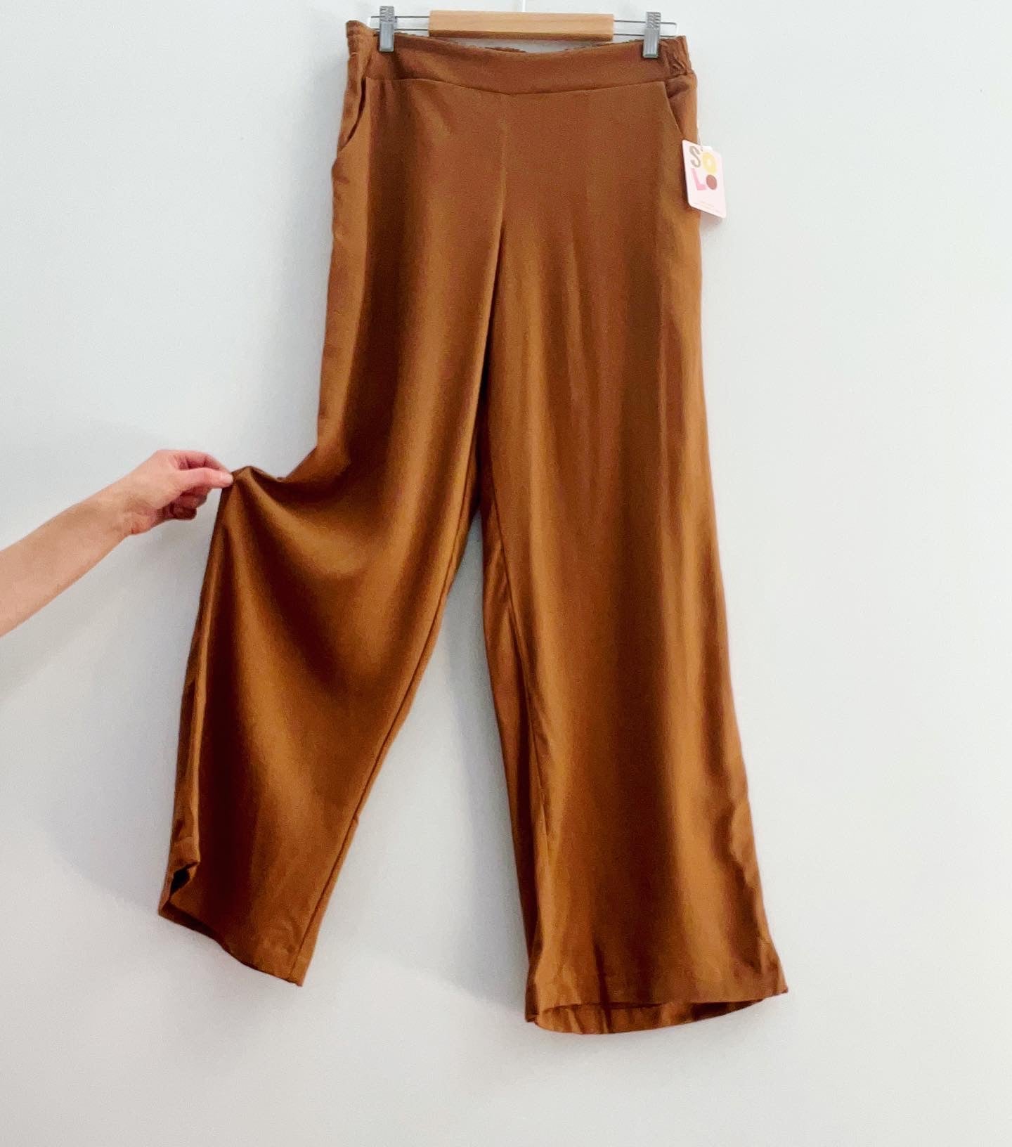 Solo Label | Wide Leg Pants