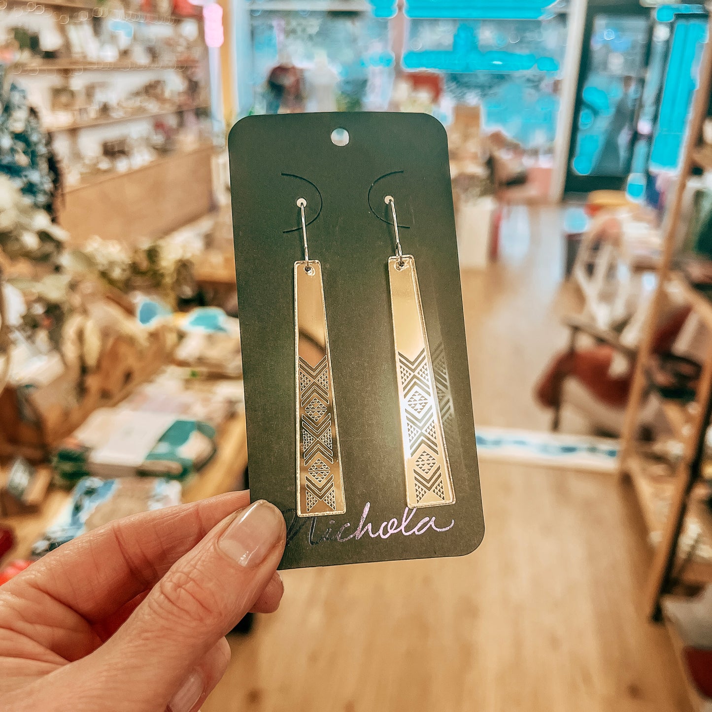 Nichola Earrings - Tāniko I