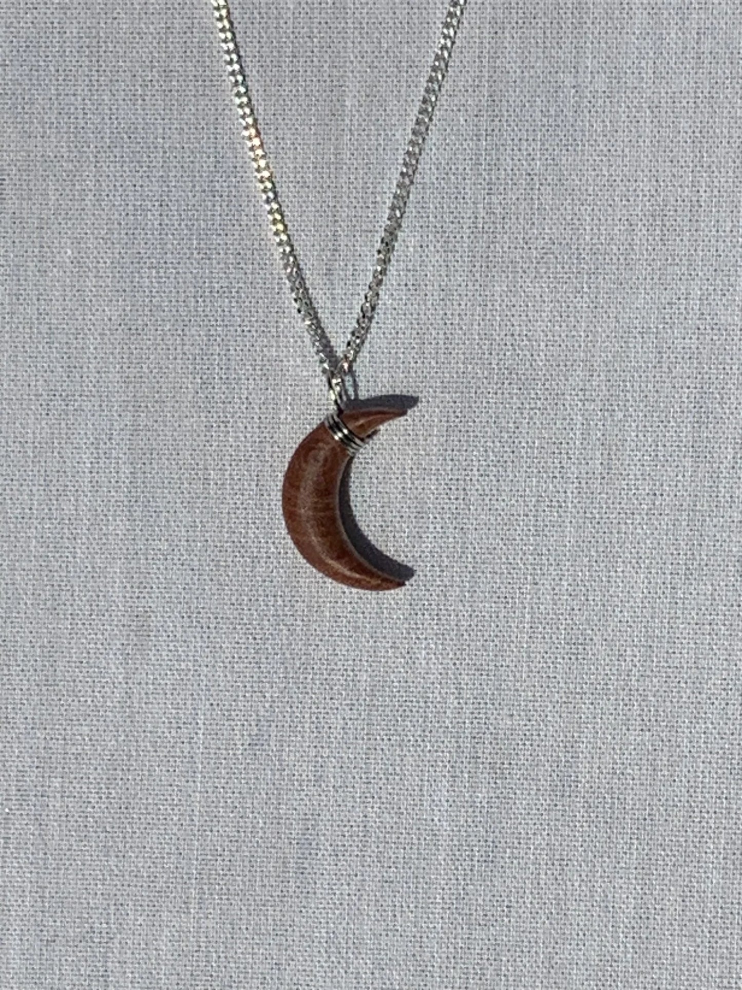 Halio | wooden moon necklace