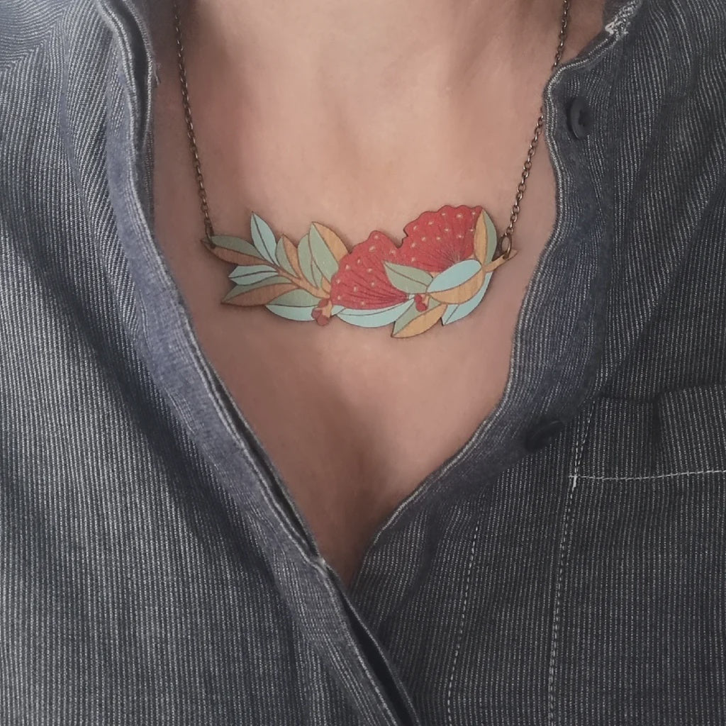 Rimu Pohutukawa Necklace