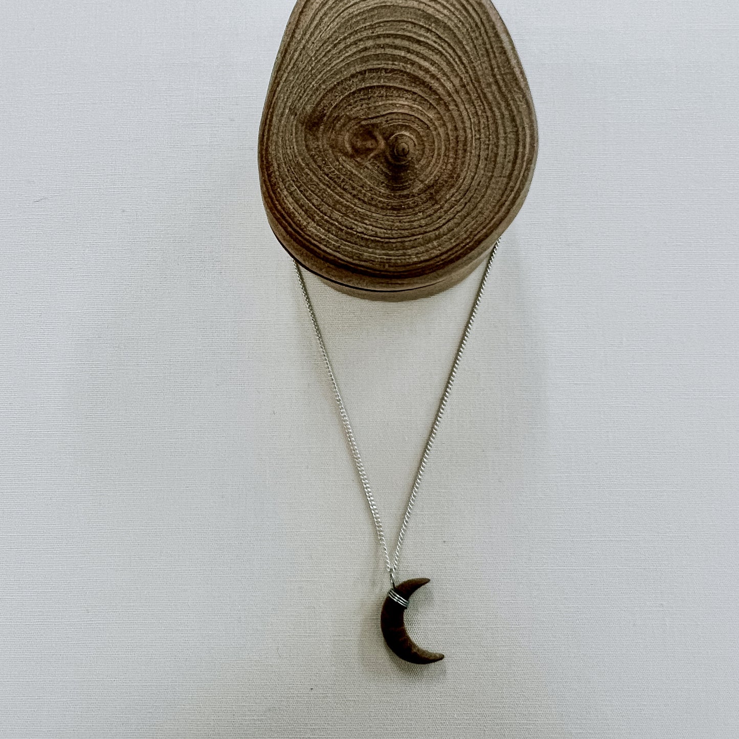 Halio | wooden moon necklace
