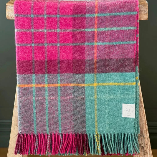 Saltburn Cerise & Mint 100% Wool Throw