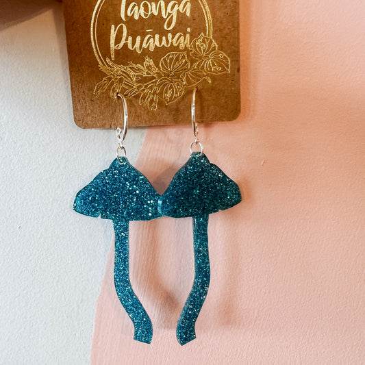 Taonga Puāwai | Werewere Kōkako Glitter