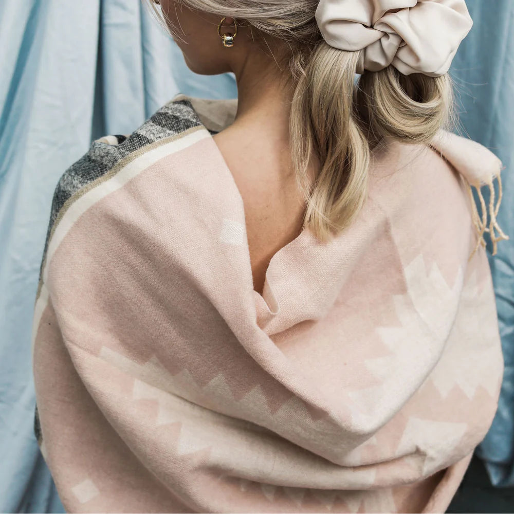 Queen Of The Foxes | Woven Scarf