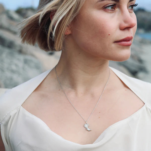 Piwakawaka Necklace | Gold or Silver