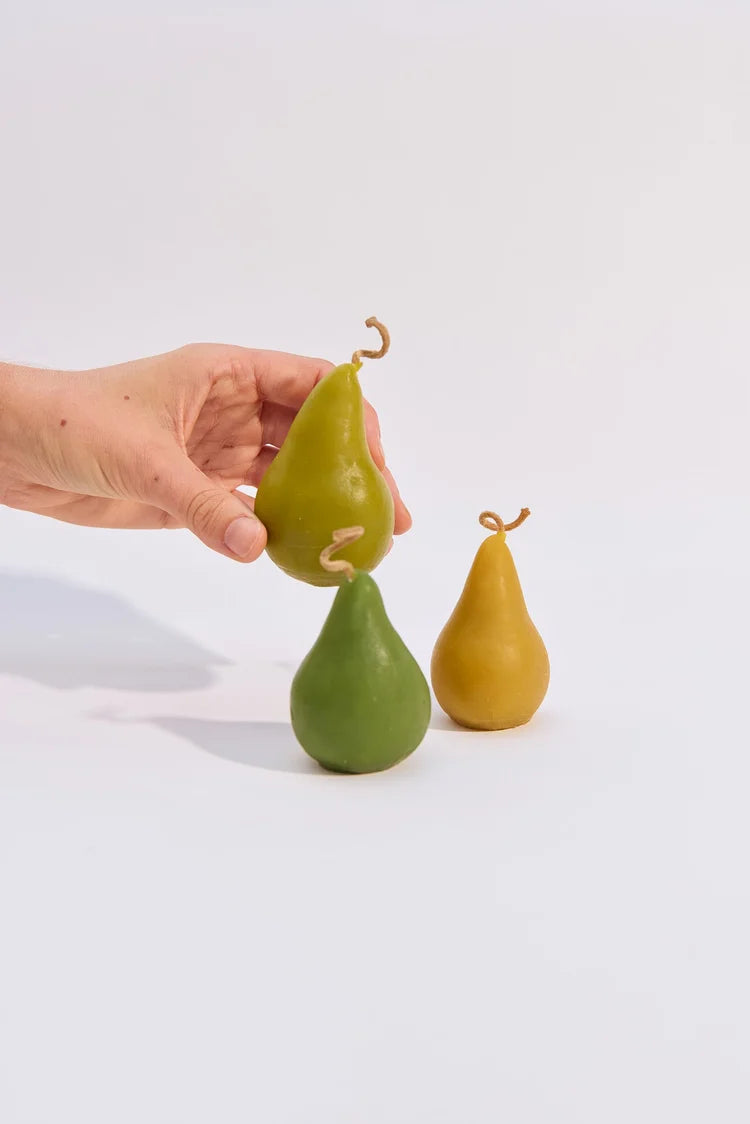 Poppy + Sage | Pear Beeswax candle