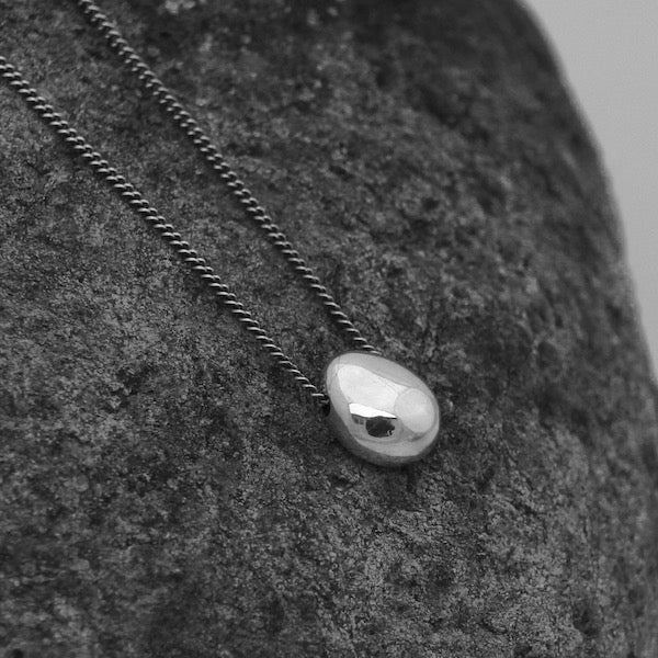 Louise Douglas | Pebble Necklace