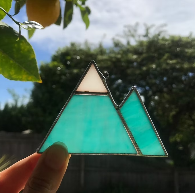 Magpie Castle | Stained Glass Mountain