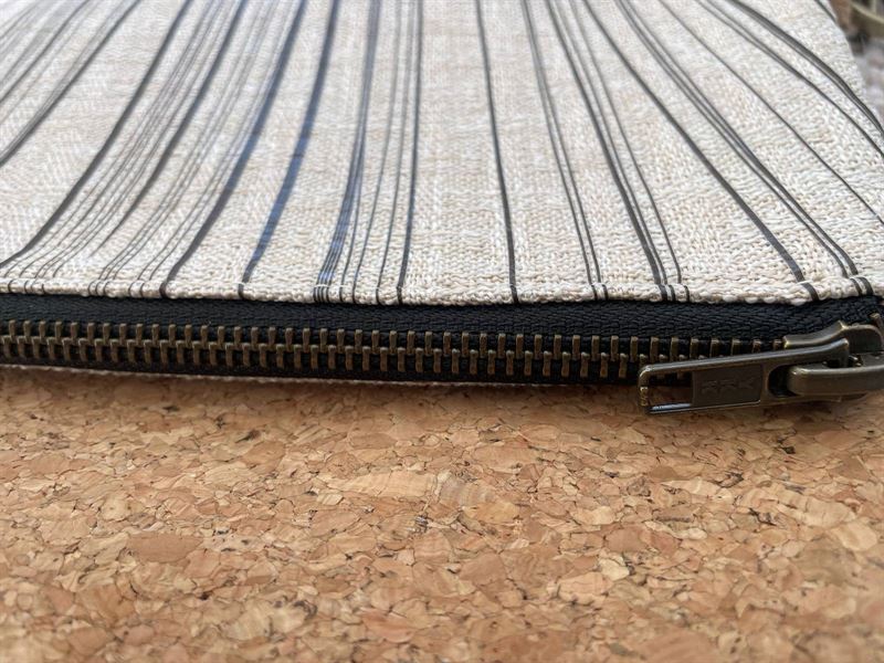 Jo Luping Design - Ti Kouka Black on Natural - Cork Fabric Bag