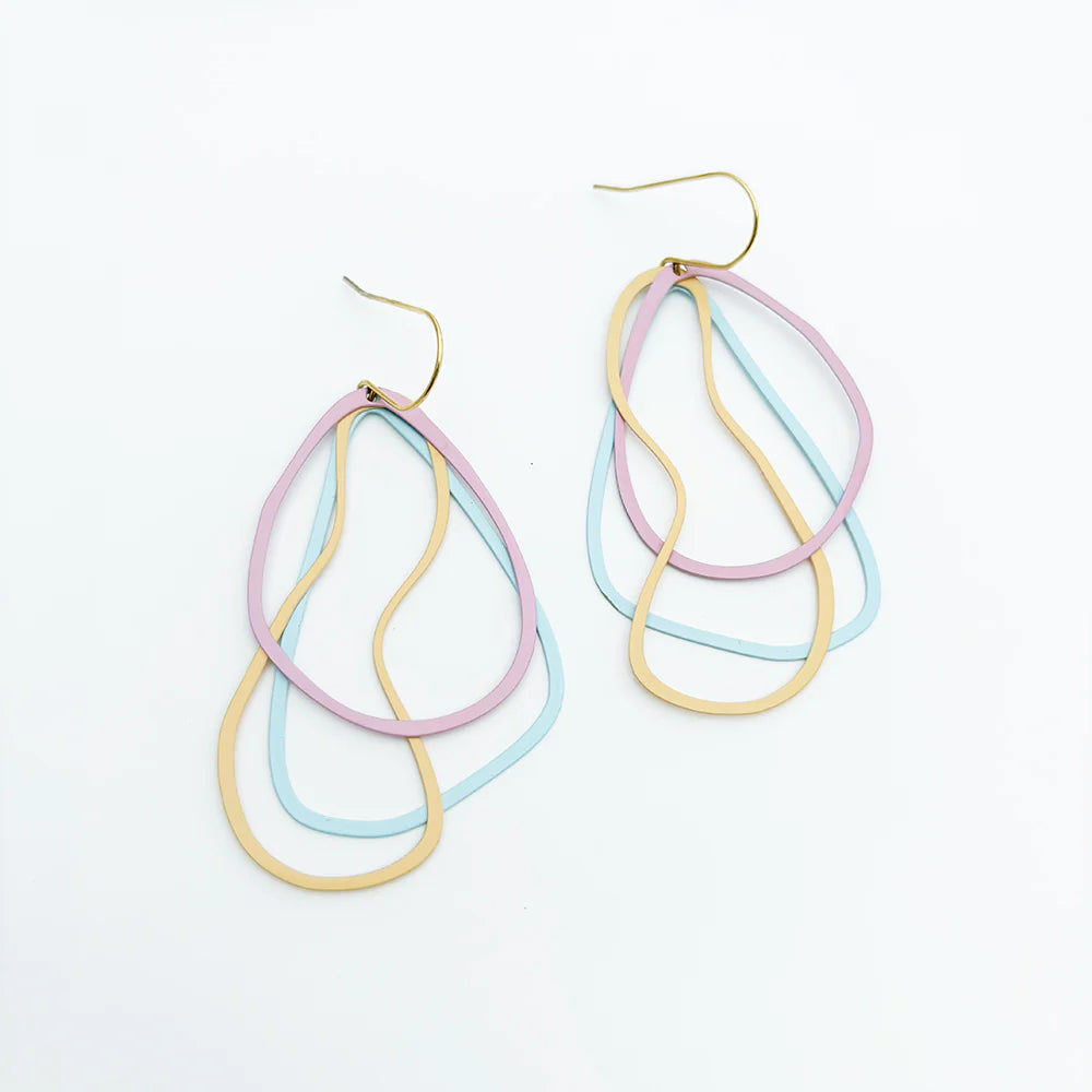 Tri Shape dangle earrings