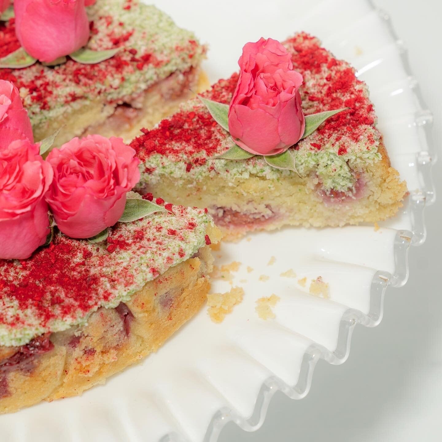 Coconut, Raspberry, Kaffir Lime Cake Kit