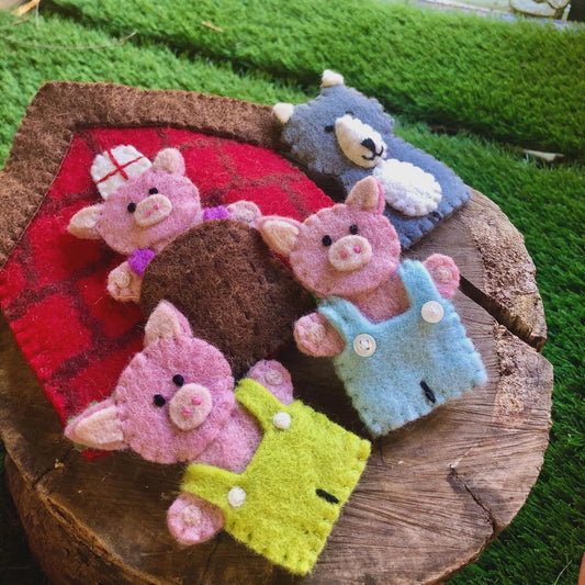 Three Little Pigs Finger Puppet Play Bag