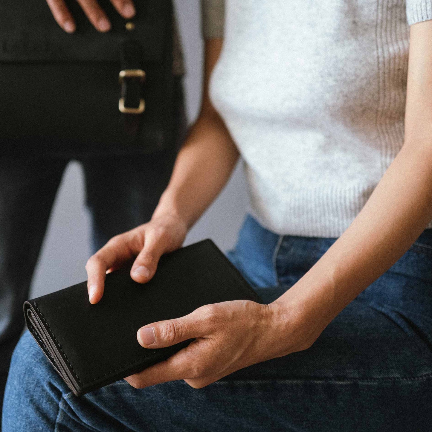 The Alongsider Wallet | Black