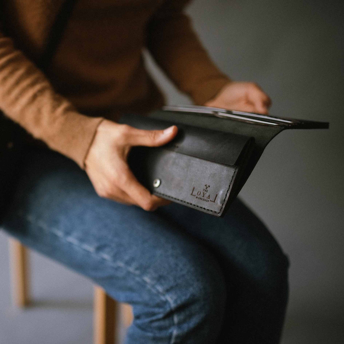 The Alongsider Wallet | Black