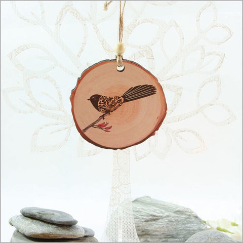 Wood Slice Ornament : Filigree Fantail