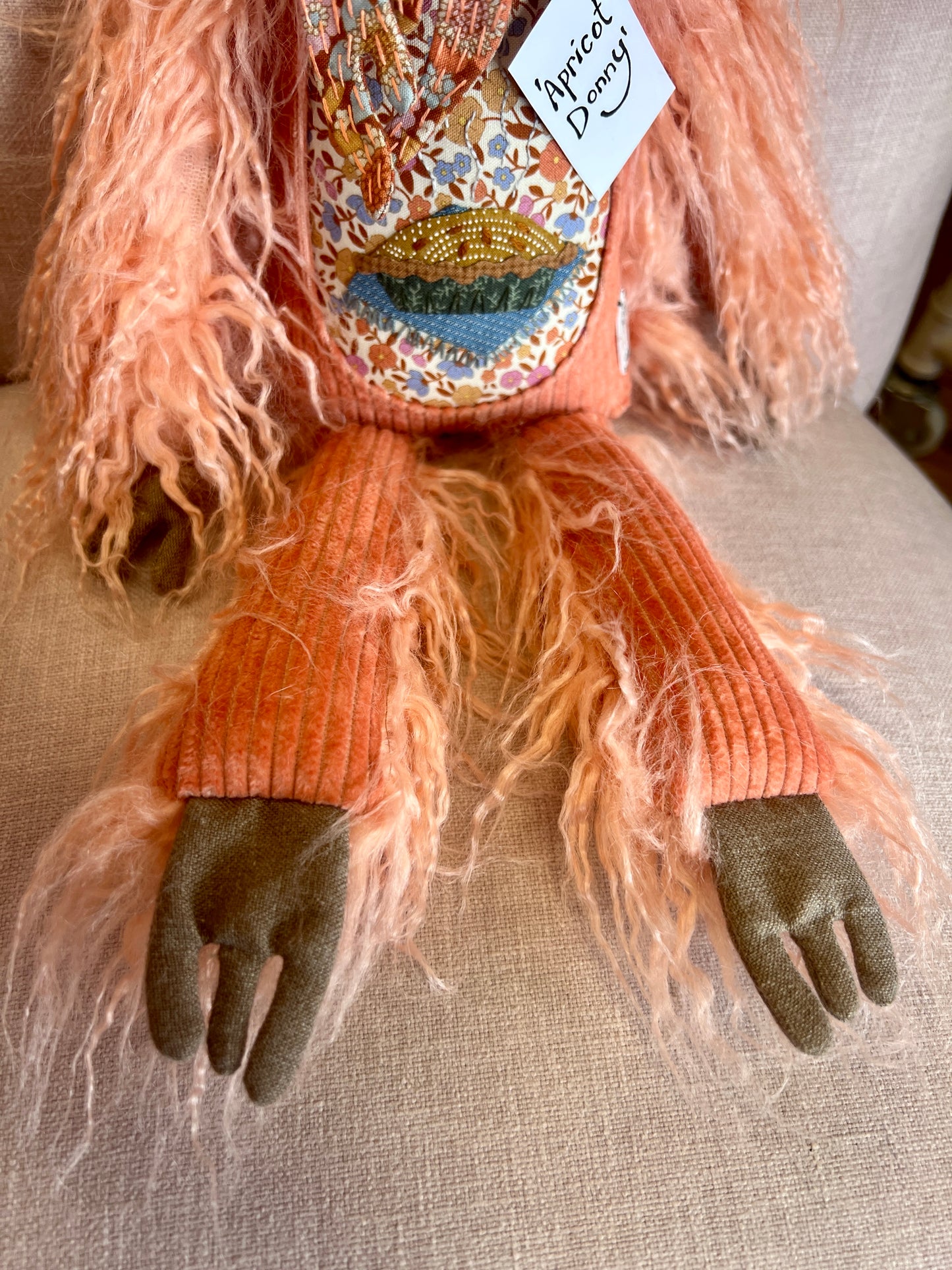 HILLTOP | Apricot Donny