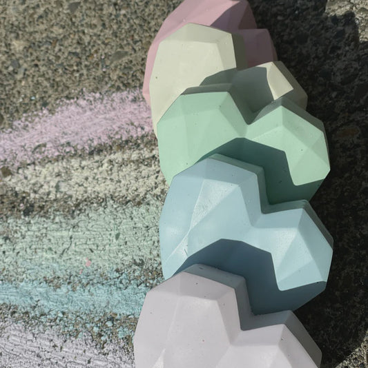 Geometric Hearts Chalk Set