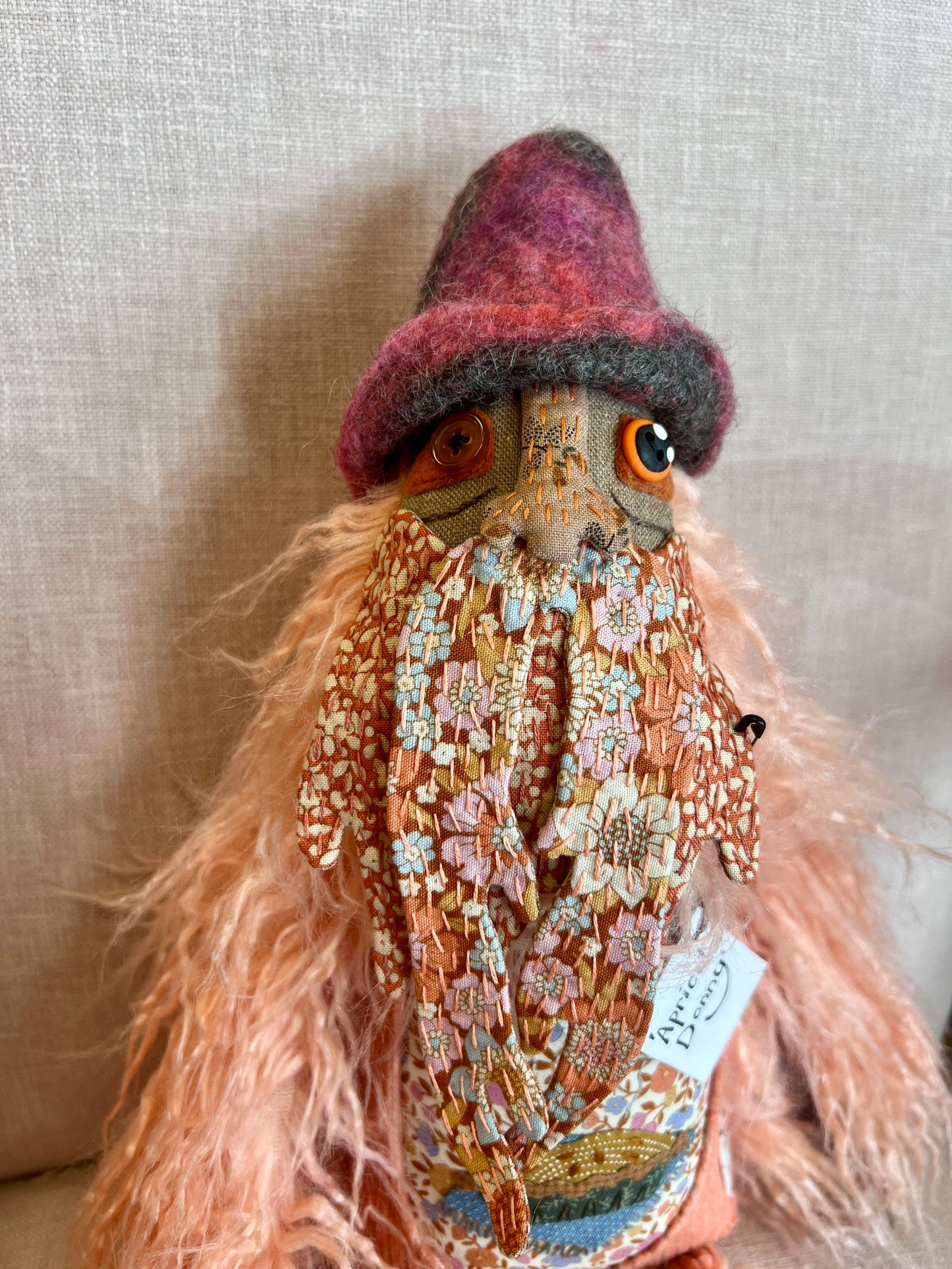 HILLTOP | Apricot Donny