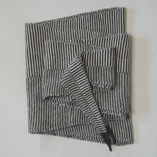 Knit Shepherd | Merino Punakaiki Scarf in Ponga/Black