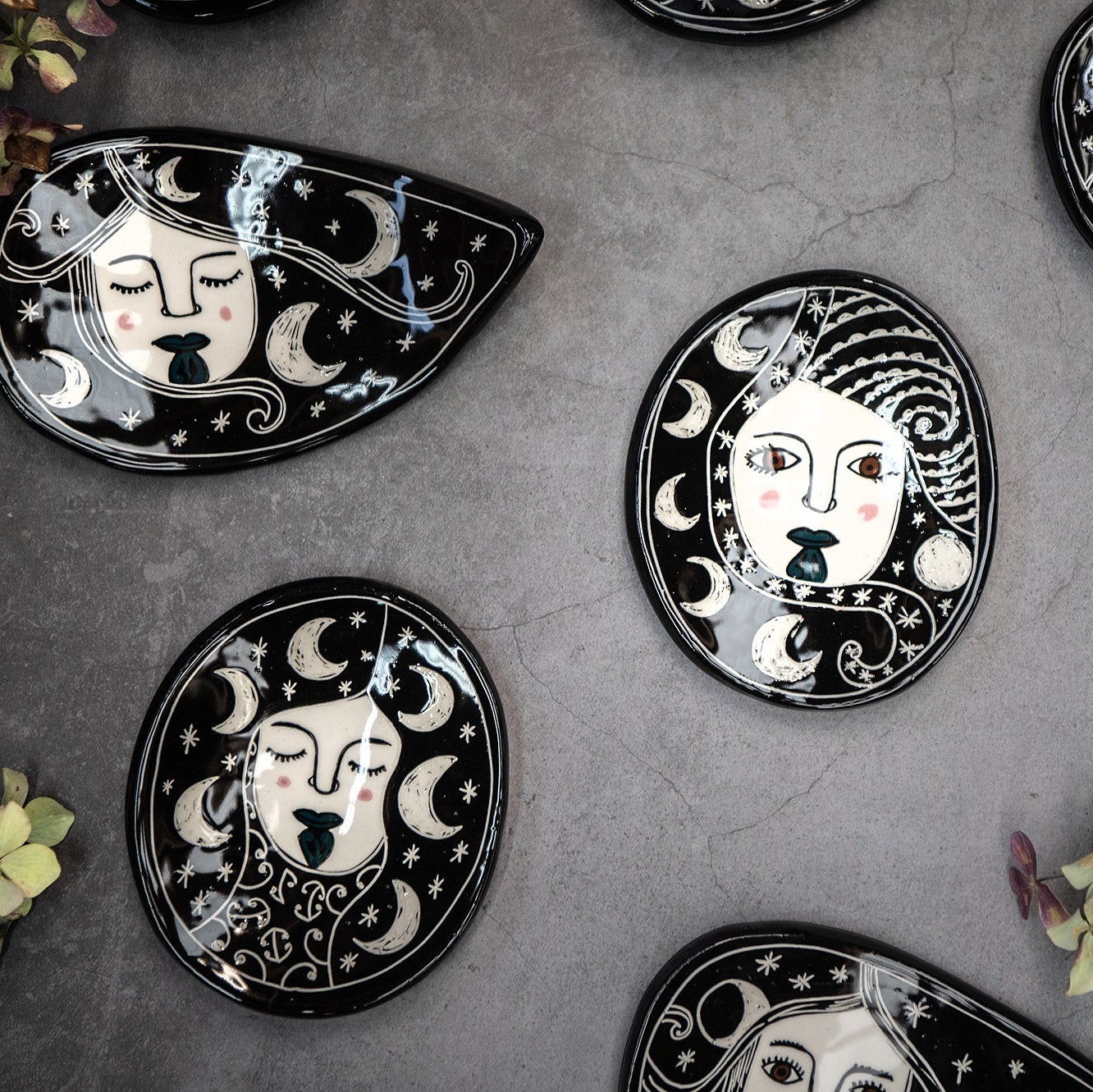 Tear Drop Wahine Dishes