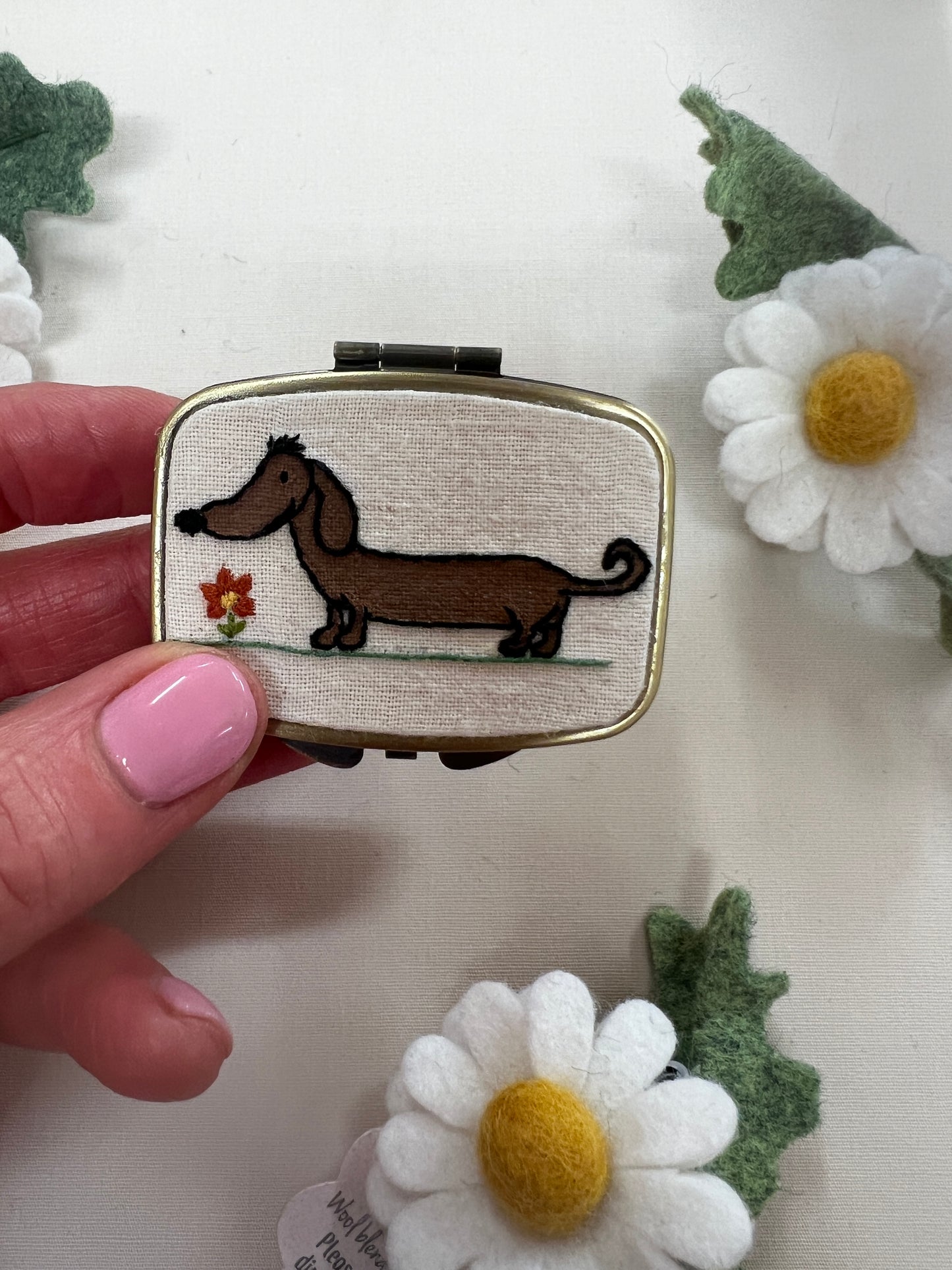 Little Birdie | embroidered pill box