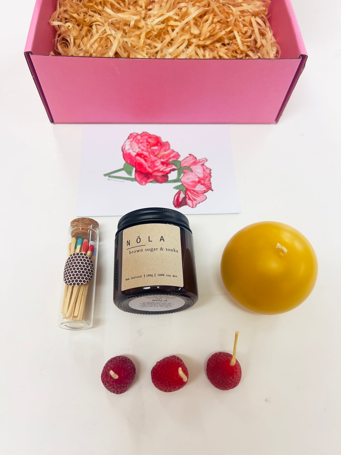 Little Beehive Giftbox | Candle Lovers