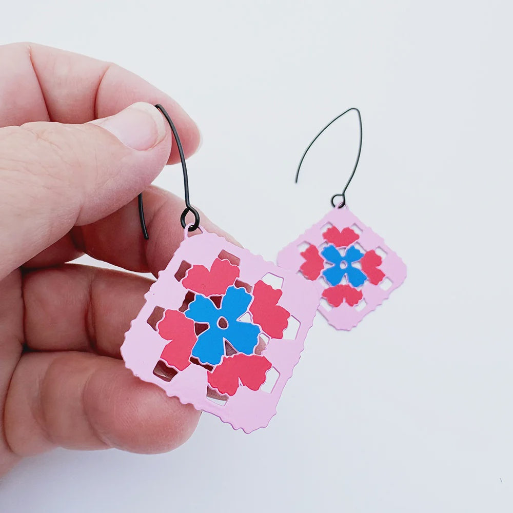 Granny Square earrings | 2 colours