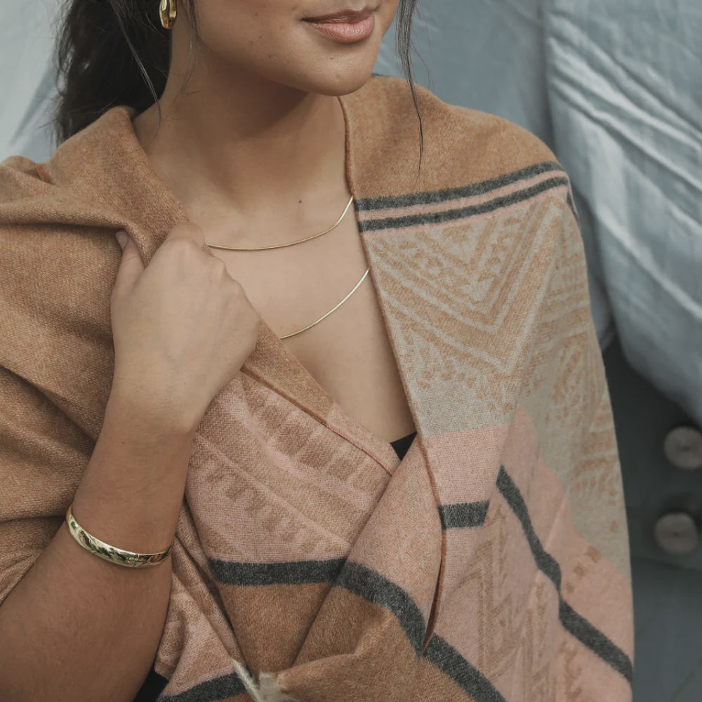 Queen Of The Foxes | Woven Scarf