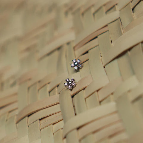 Mānuka Gem Studs