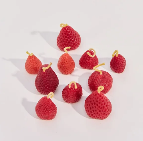 Single Strawberry | Beeswax Candle