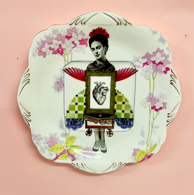 The Black Pixie | Frida Plate