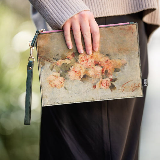 Te Papa Store Old Masters | Small Clutch - Roses