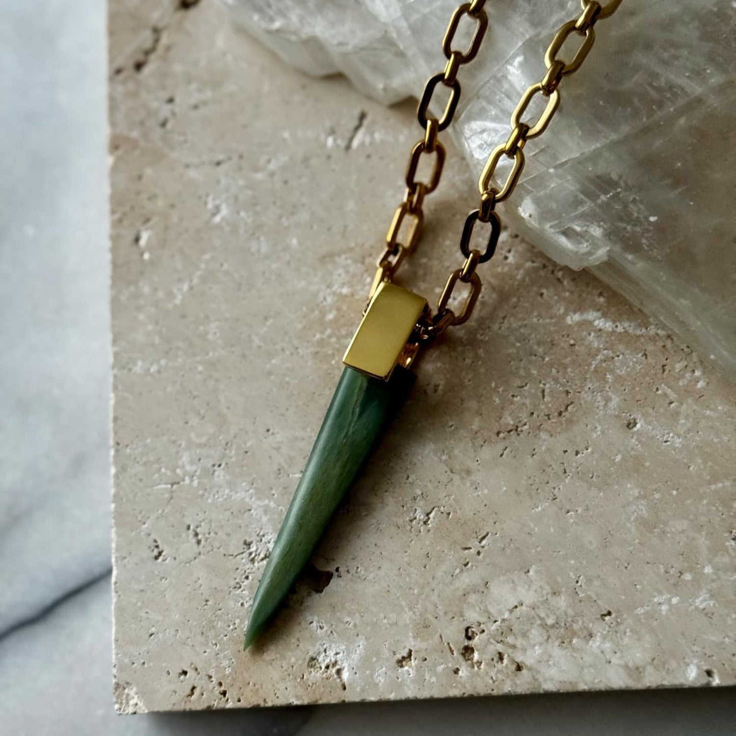 Natalie Kere | Drop point dagger | Inanga Pounamu