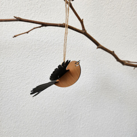 Rimu  Fantail/piwakawaka Ornament