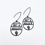 Midi Not a Hugger earrings in Black