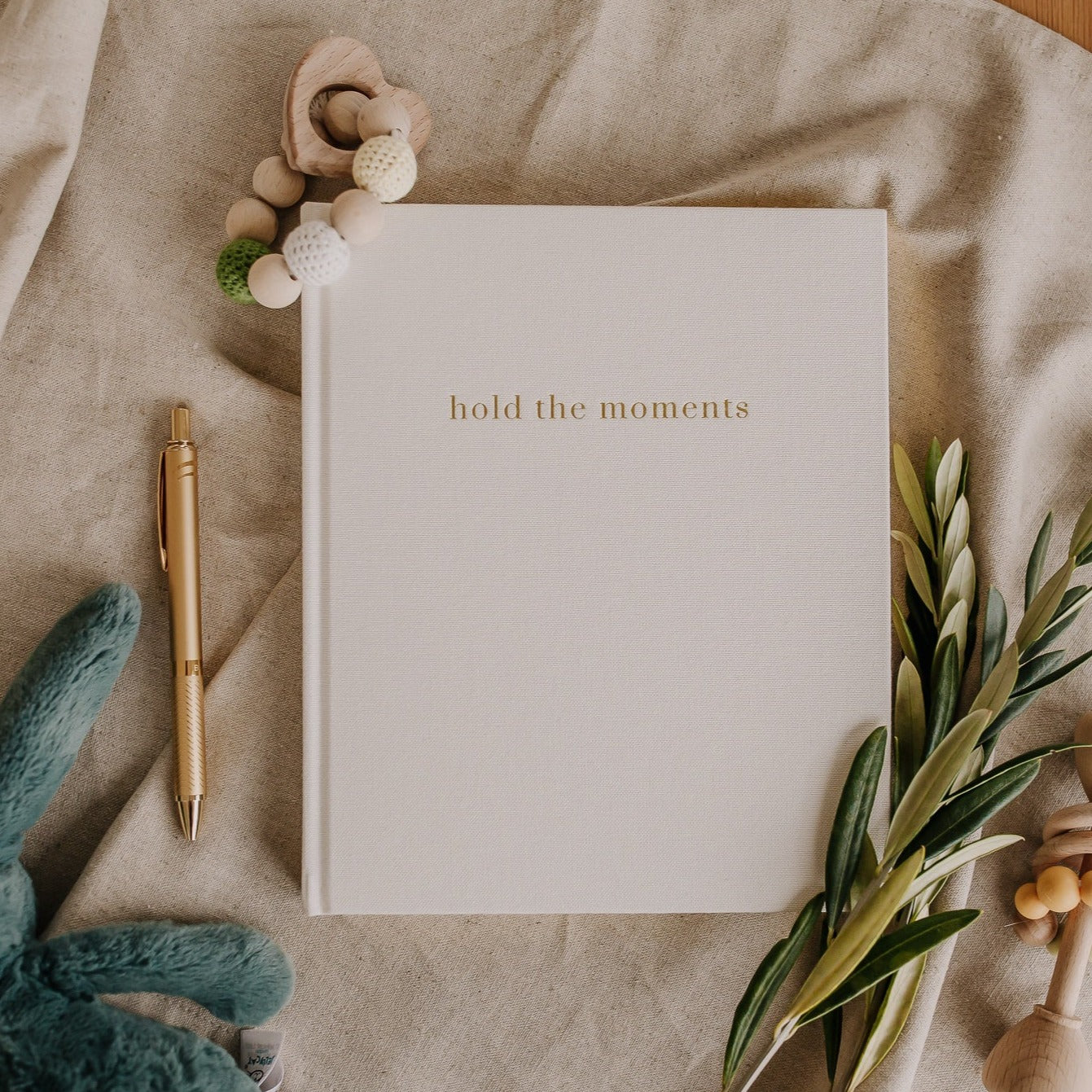 Family Keepsake | Hold The Moments