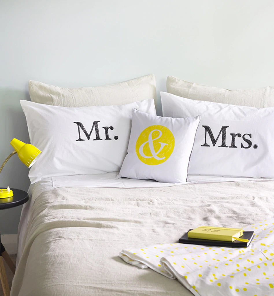 Mr and mrs pillow case clearance